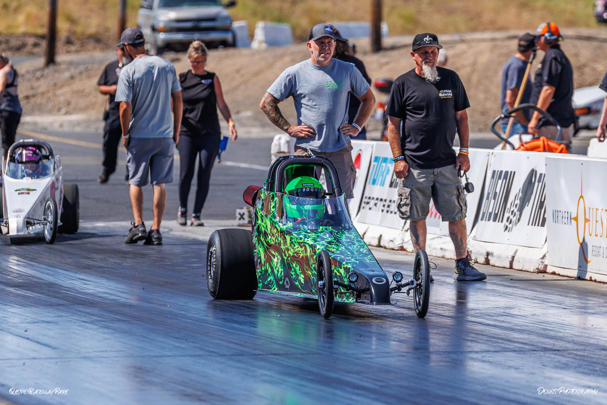Racing at the second Summit Points race of the 2025 Qlispé Raceway Park's season